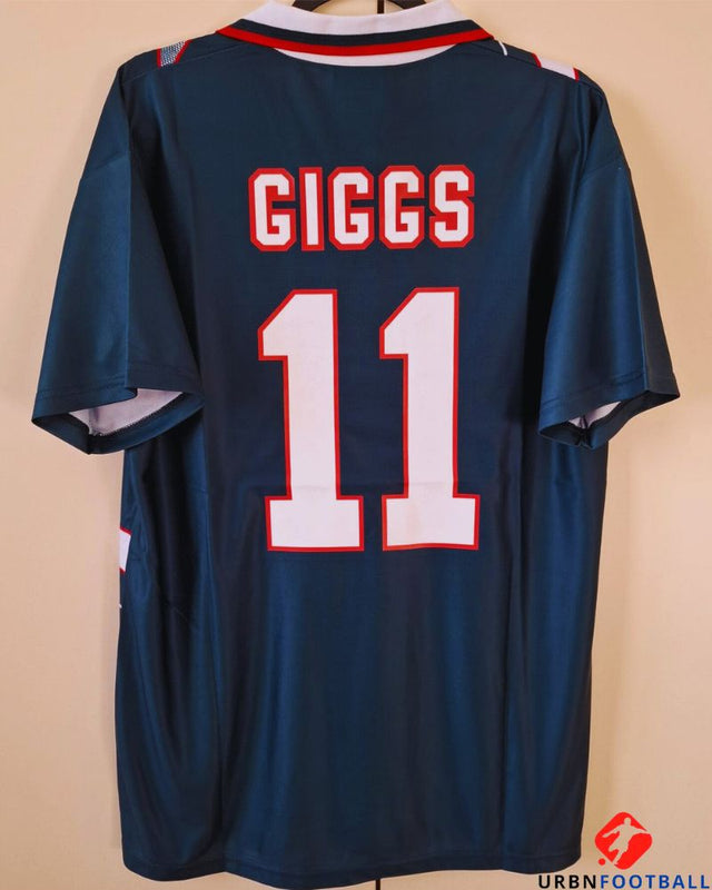 GIGGS RYAN 1994-95 (Wal)