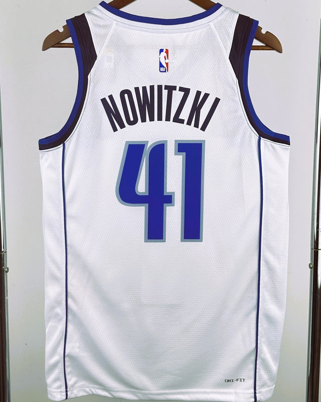 NOWITZKI DIRK (DAL)