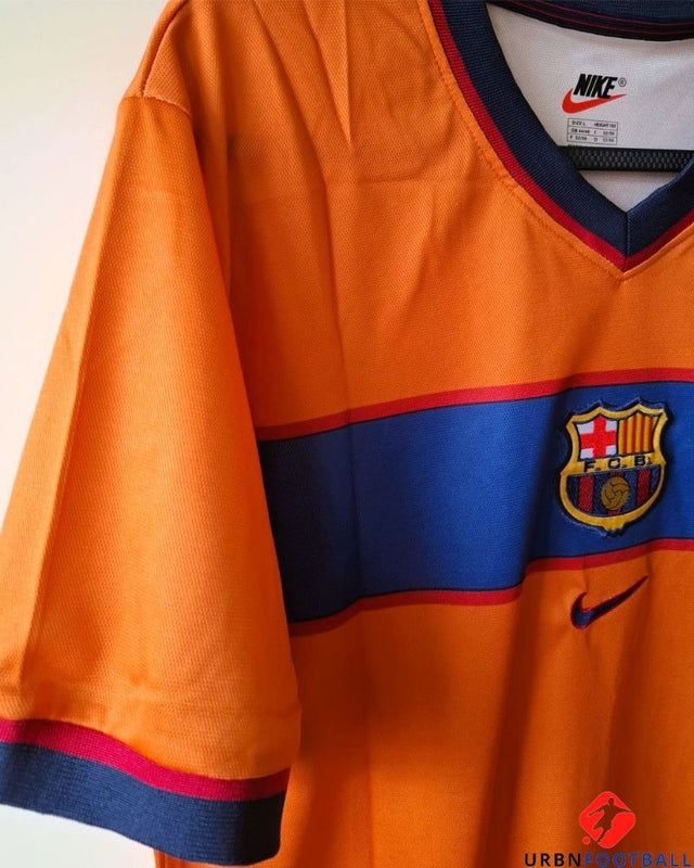 FIGO LUIS 1999-00 (Bar)