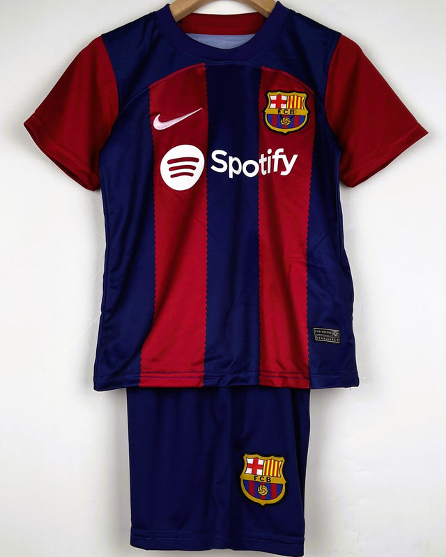 BARCELONA kid kit