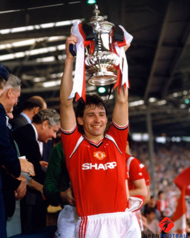 ROBSON BRYAN 1985-86 (Man U)