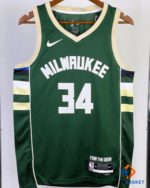 ANTETOKOUNMPO GIANNIS (MIL)