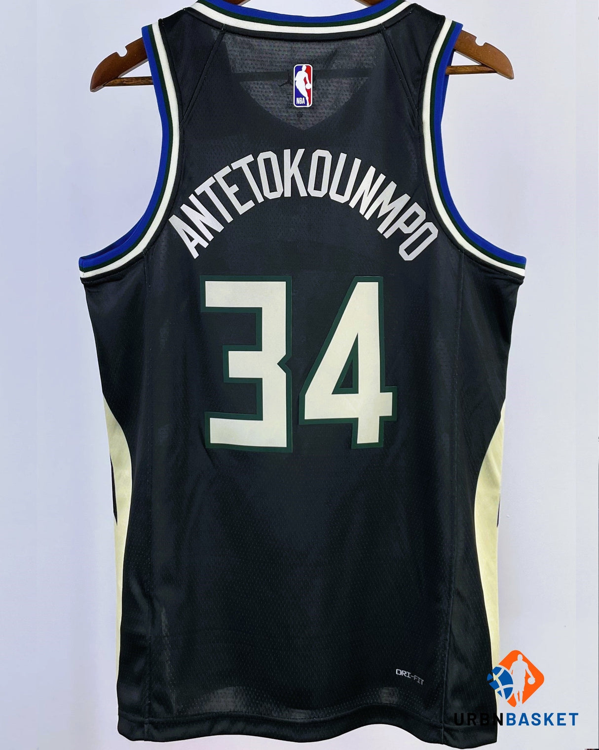ANTETOKOUNMPO GIANNIS (MIL)