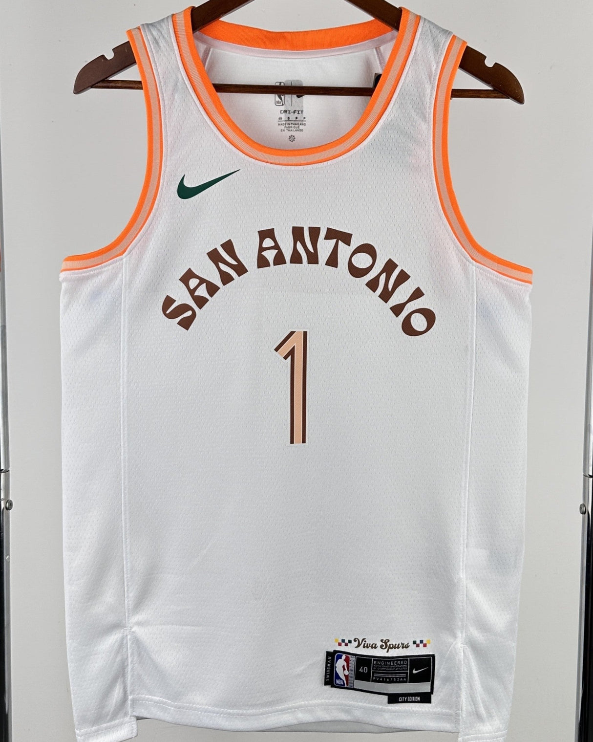 WEMBANYAMA VICTOR (SAS)