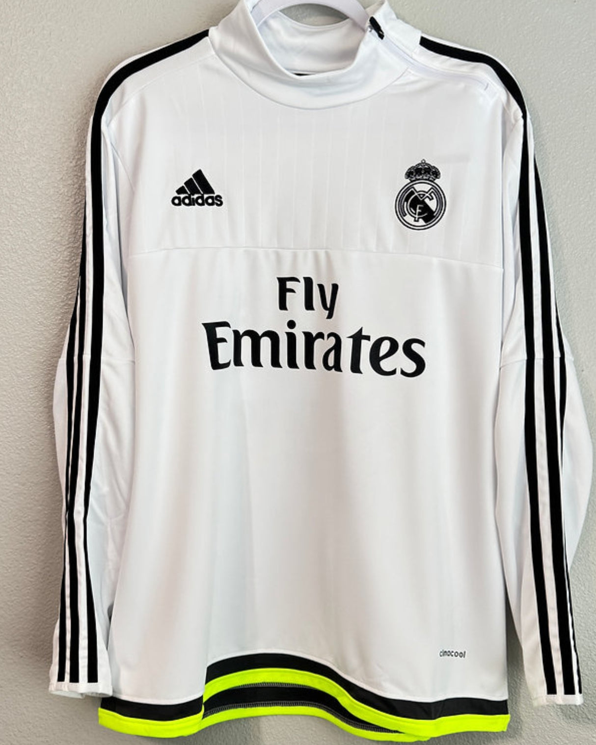 REAL MADRID WINDBREAKER (2015-16)