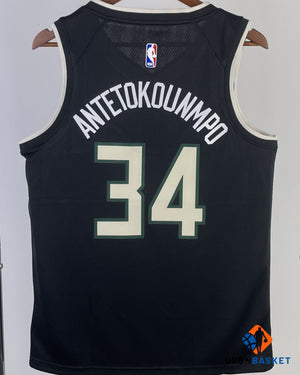ANTETOKOUNMPO GIANNIS (MIL)