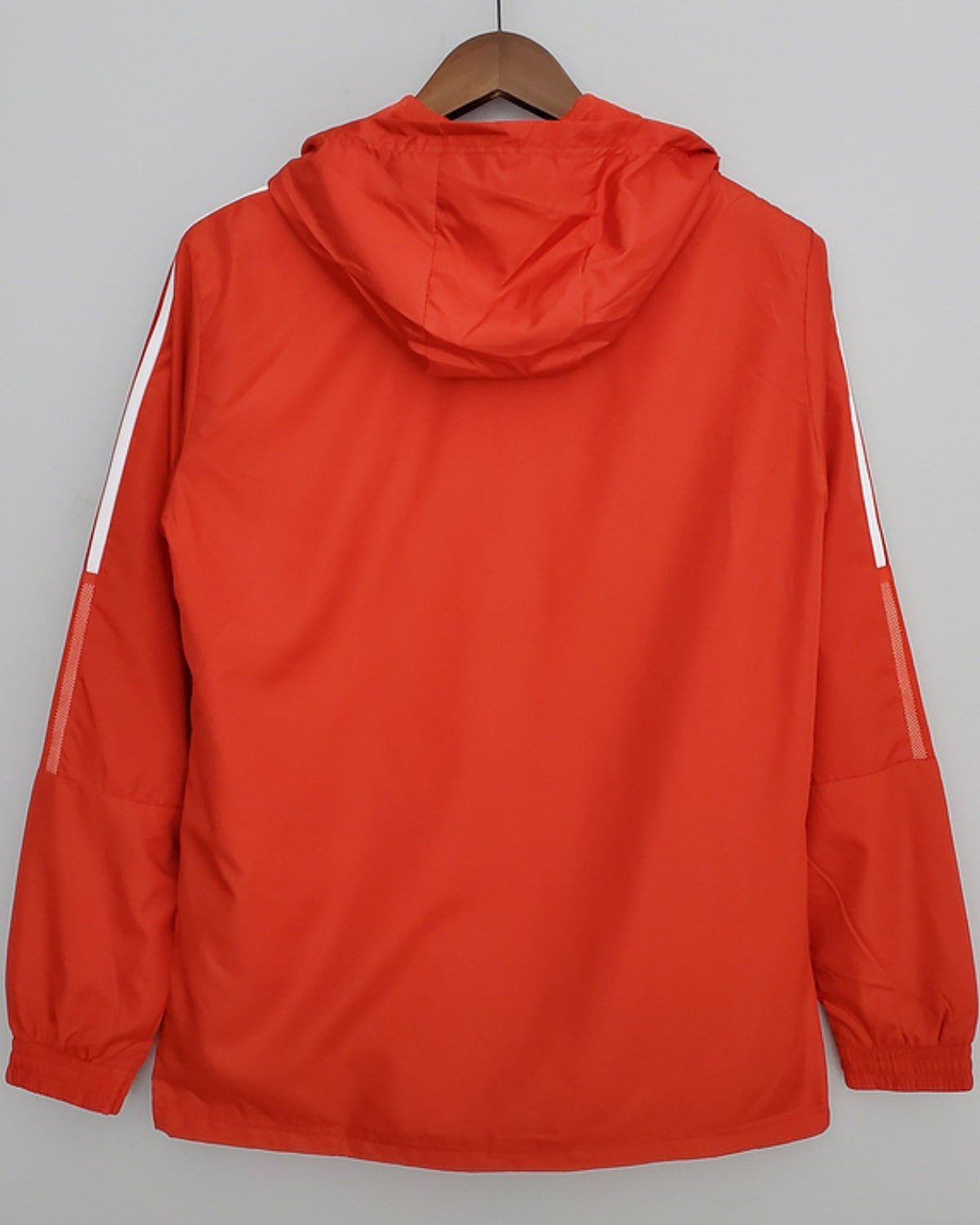 BAYERN MUNCHEN WINDBREAKER with hoodie (2019-20) - Jersey Legends