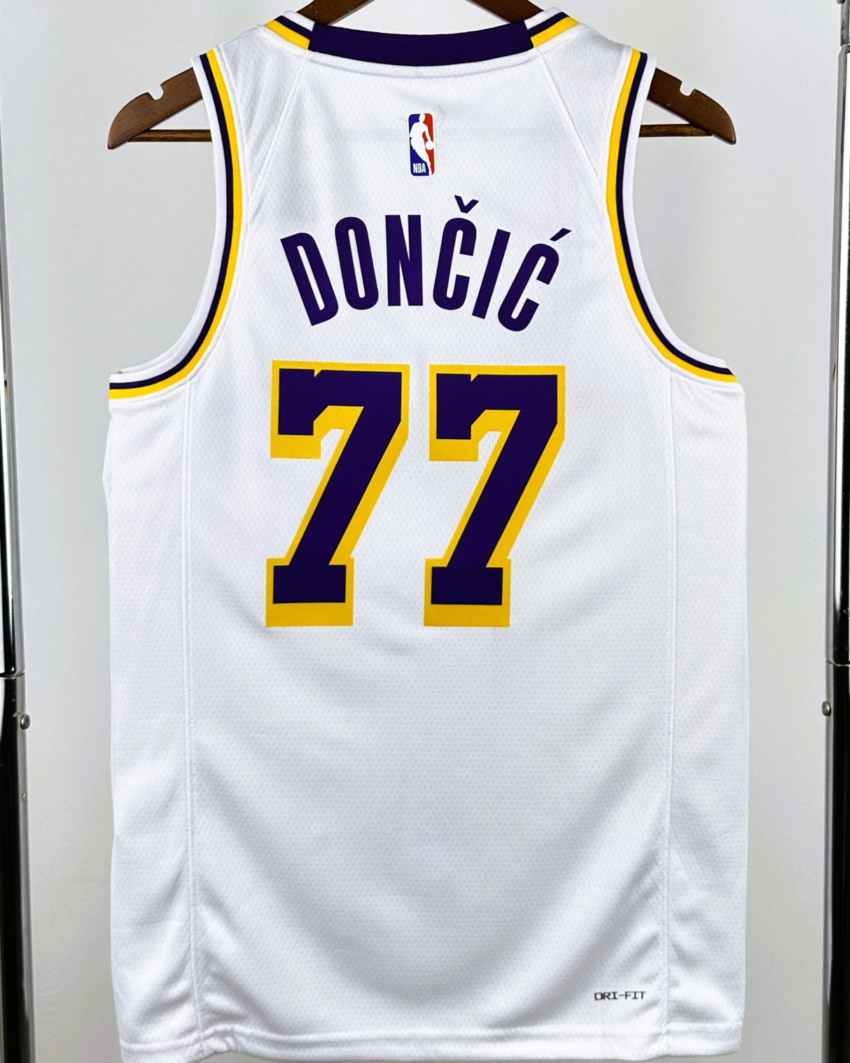 DONCIC LUKA (LAL)