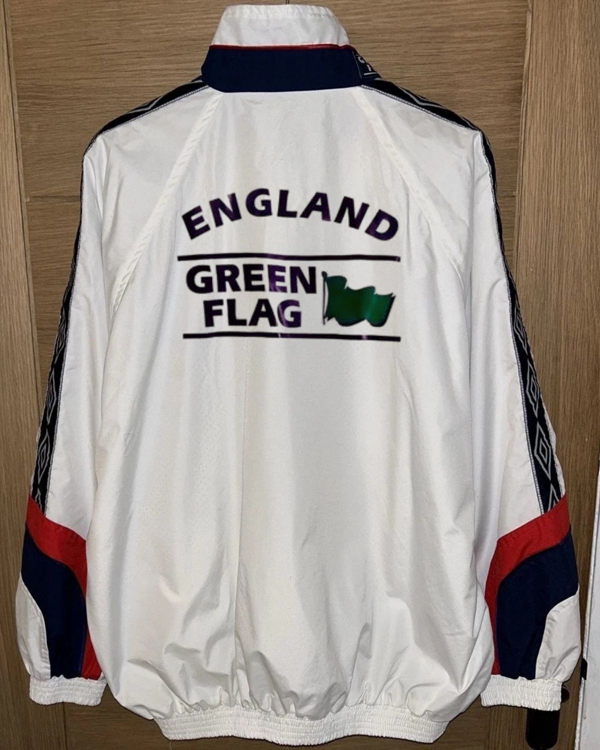 ENGLAND WINDBREAKER (1996-97) - Jersey Legends