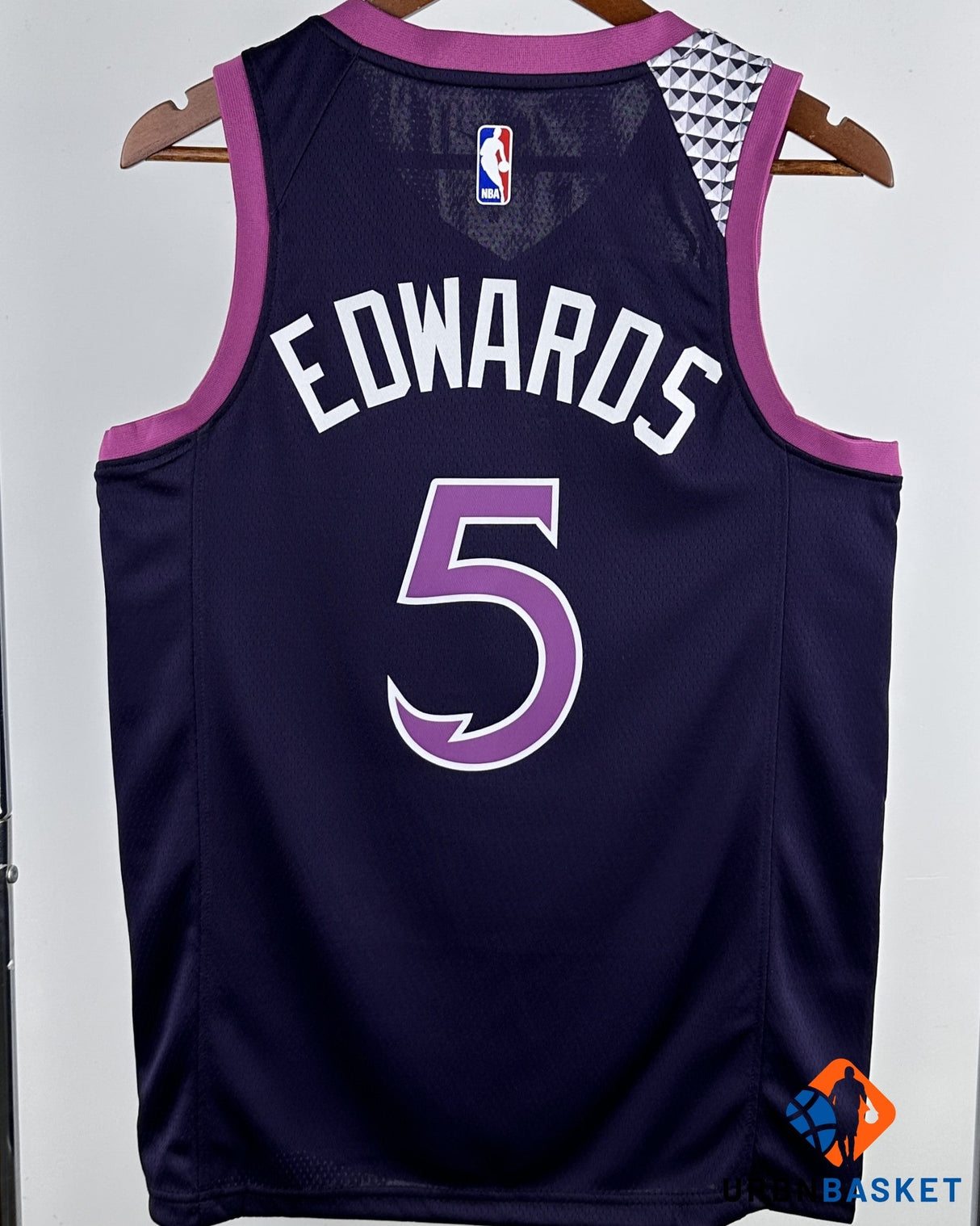 EDWARDS ANTHONY (MIN)