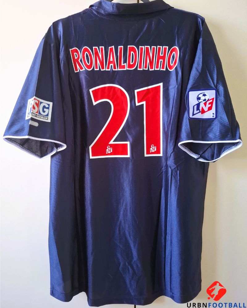 RONALDINHO 2001-02 (Psg)