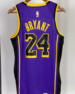 BRYANT KOBE (LAL)