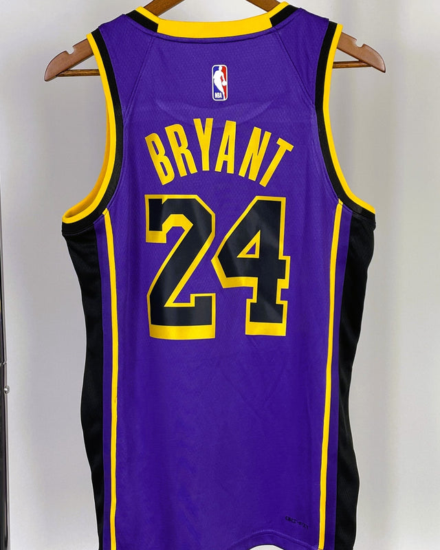 BRYANT KOBE (LAL)