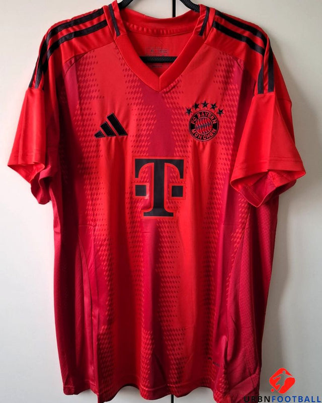 MULLER THOMAS 2024-25 (Bay M)