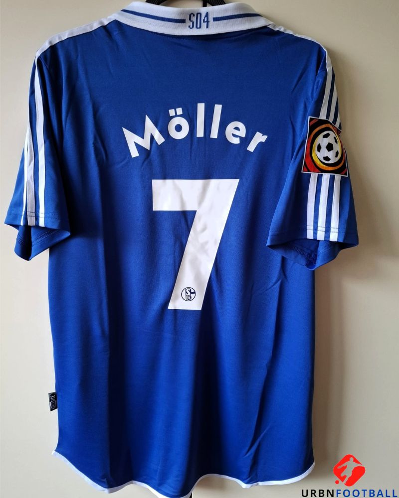 MOLLER ANDREAS 2000-01 (Sch)