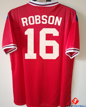 ROBSON BRYAN 1982-83 (Eng)