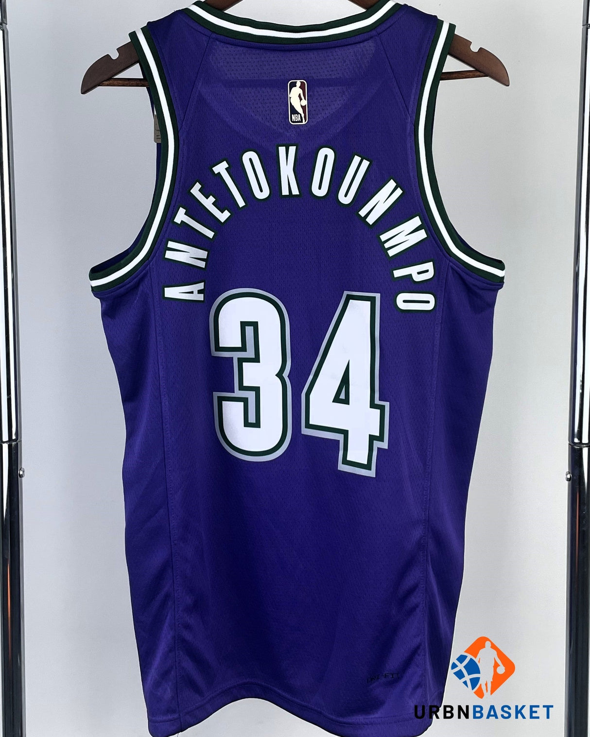 ANTETOKOUNMPO GIANNIS (MIL)