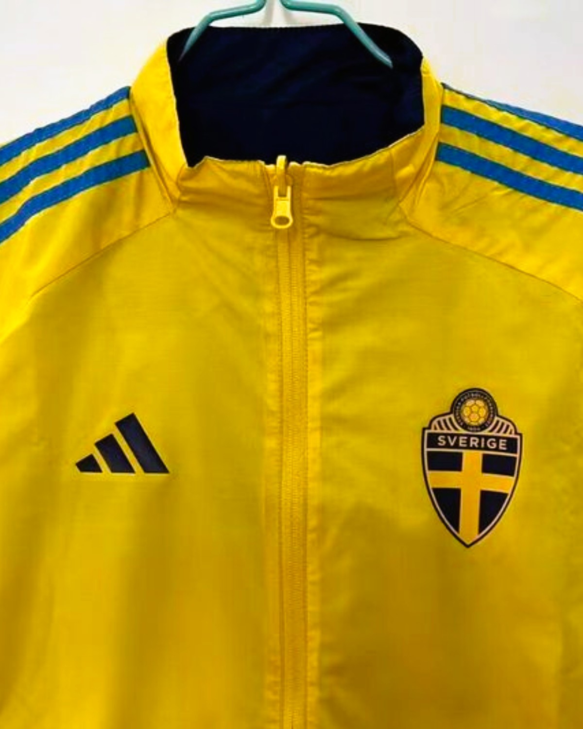 SWEDEN WINDBREAKER (2024-25) - Jersey Legends