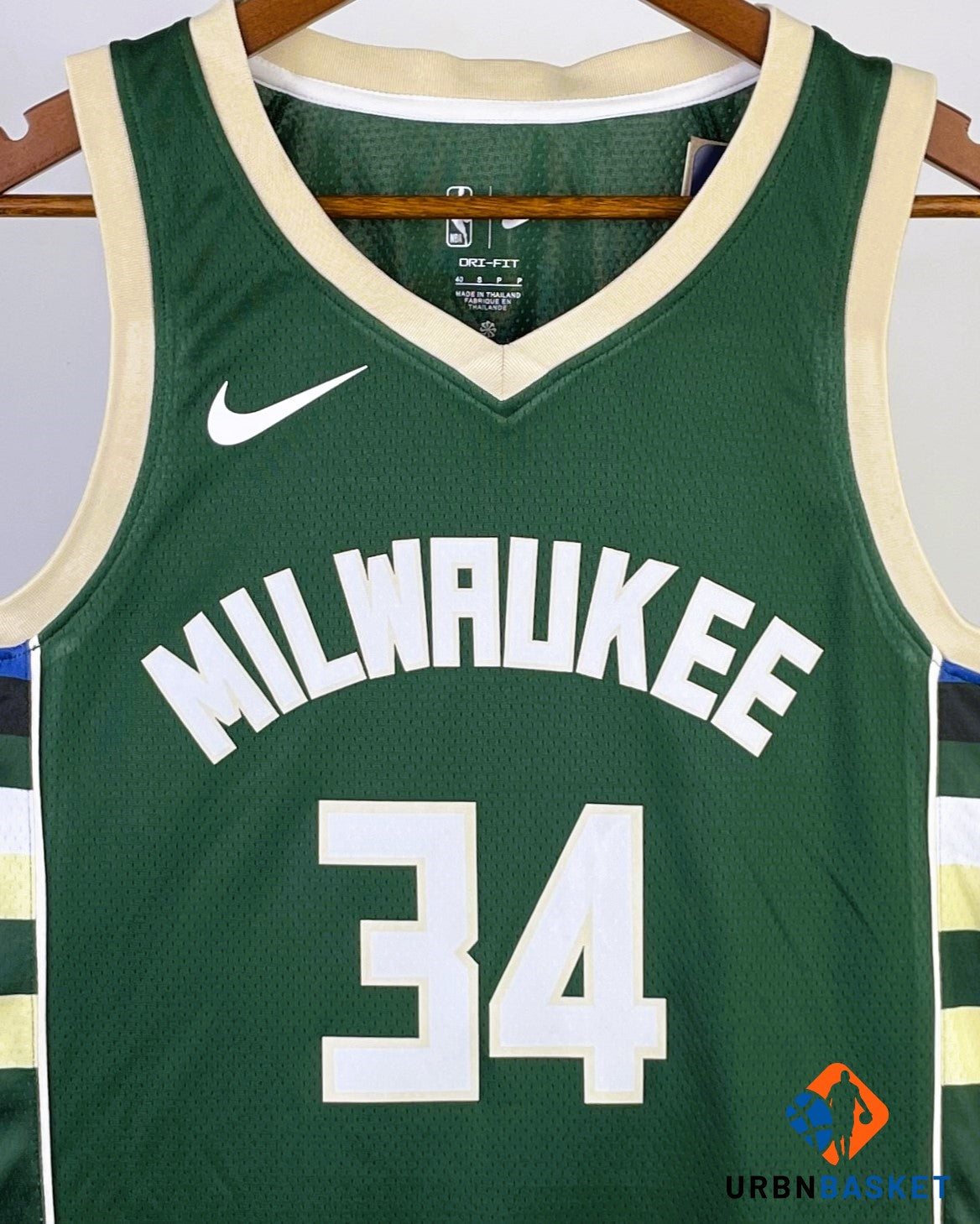 ANTETOKOUNMPO GIANNIS (MIL)
