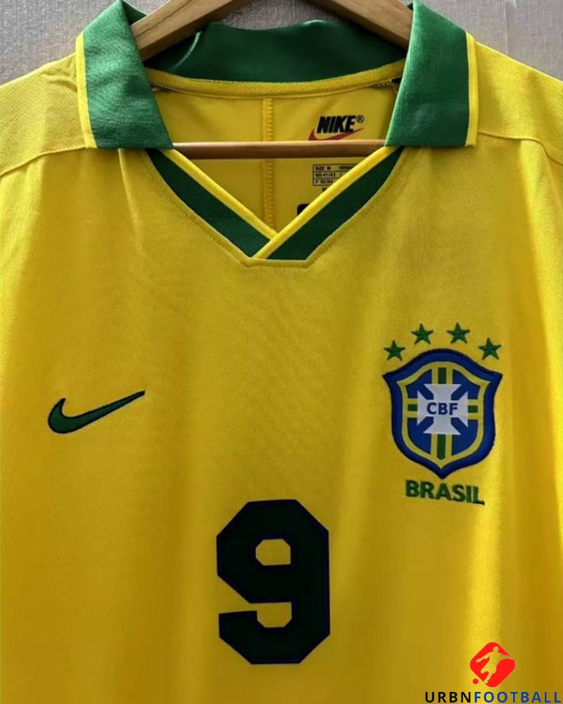 RONALDO 1996-97 (Bra)