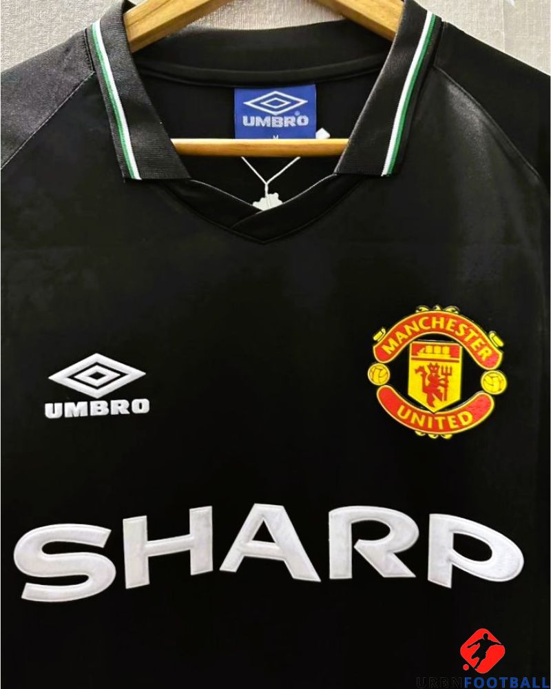 GIGGS RYAN 1998-99 (Man U)