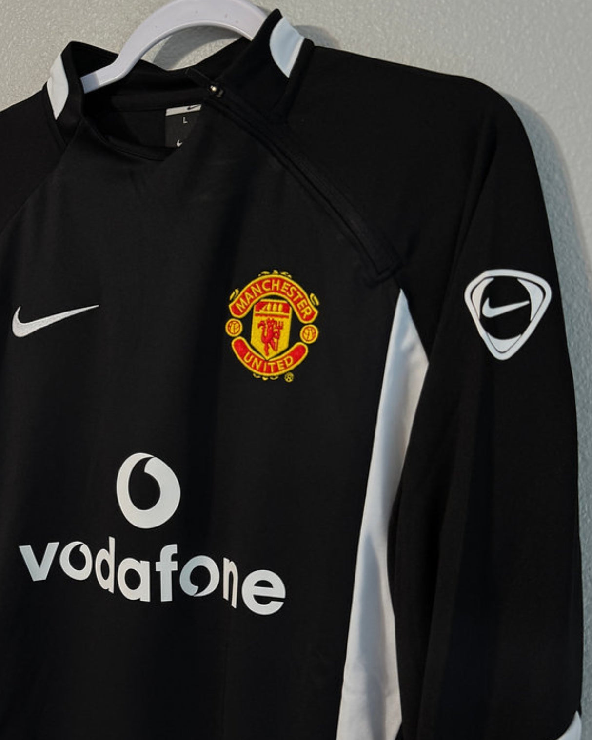 MANCHESTER UNITED WINDBREAKER (2002-03)