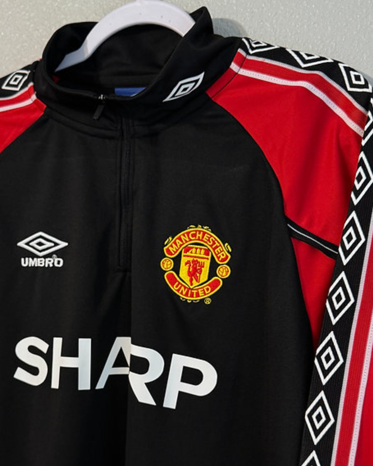 MANCHESTER UNITED WINDBREAKER (1998-99)