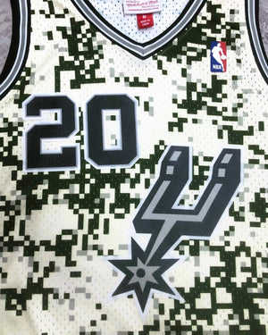 GINOBILI MANUEL (SAS)