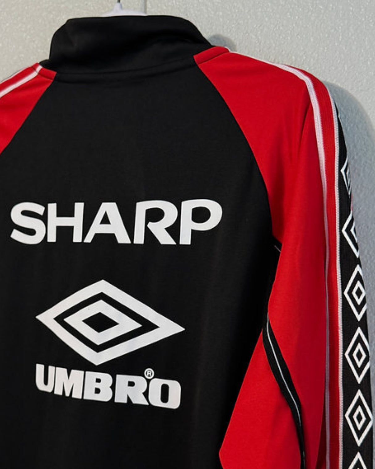 MANCHESTER UNITED WINDBREAKER (1998-99)