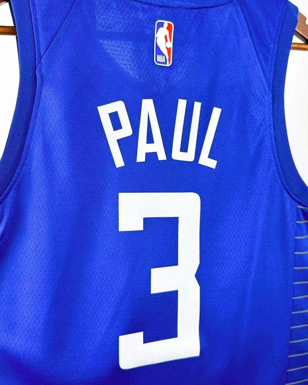 PAUL CHRIS (LAC)