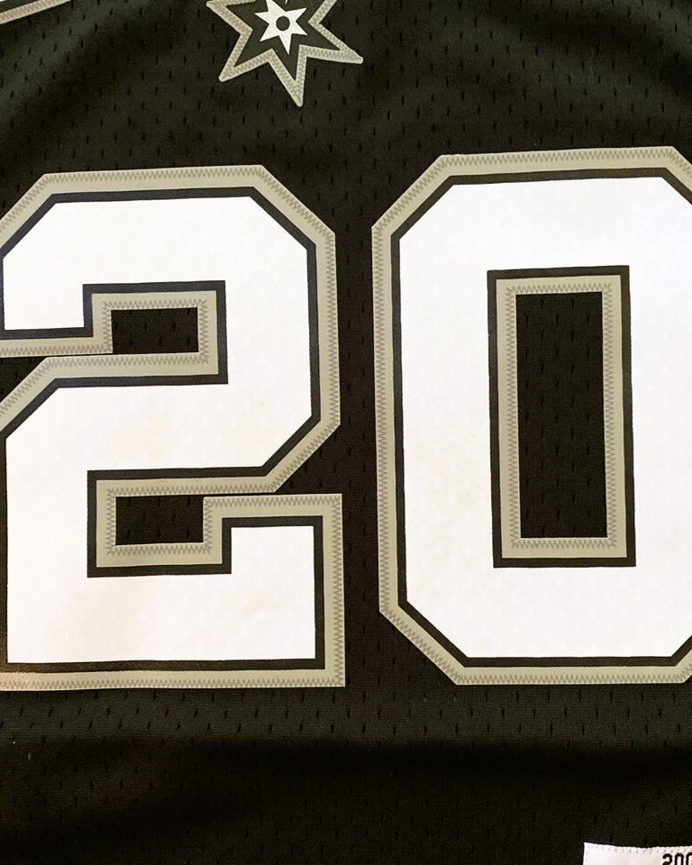 GINOBILI MANUEL (SAS)