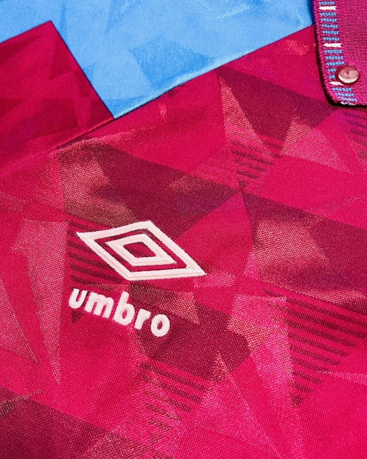 YORKE DWIGHT 1991-92 (Ast) - Jersey Legends