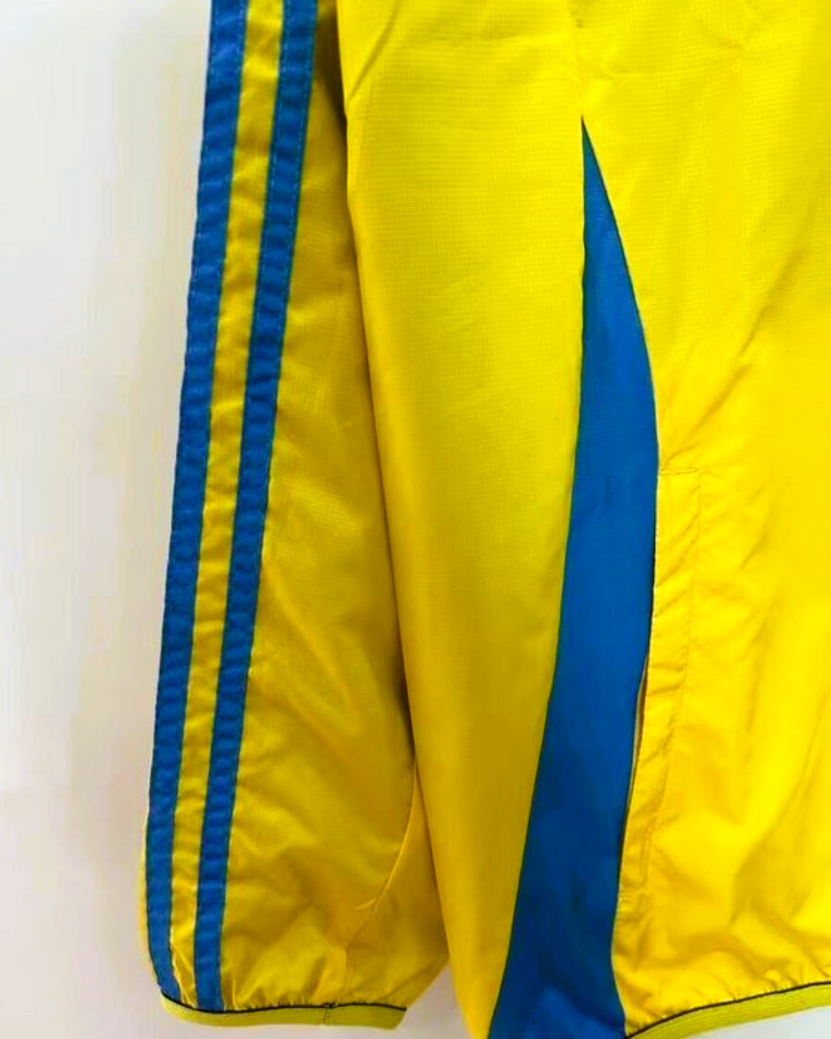 SWEDEN WINDBREAKER (2024-25) - Jersey Legends