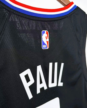 PAUL CHRIS (LAC)