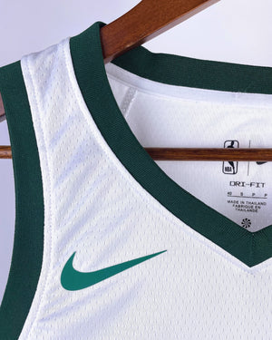 LILLARD DAMIAN (MIL)