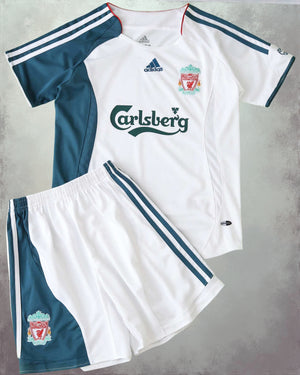 LIVERPOOL kid kit
