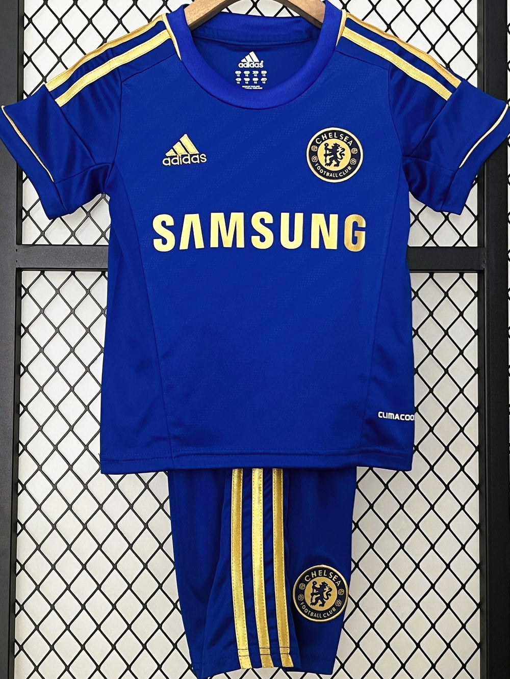 CHELSEA kid kit