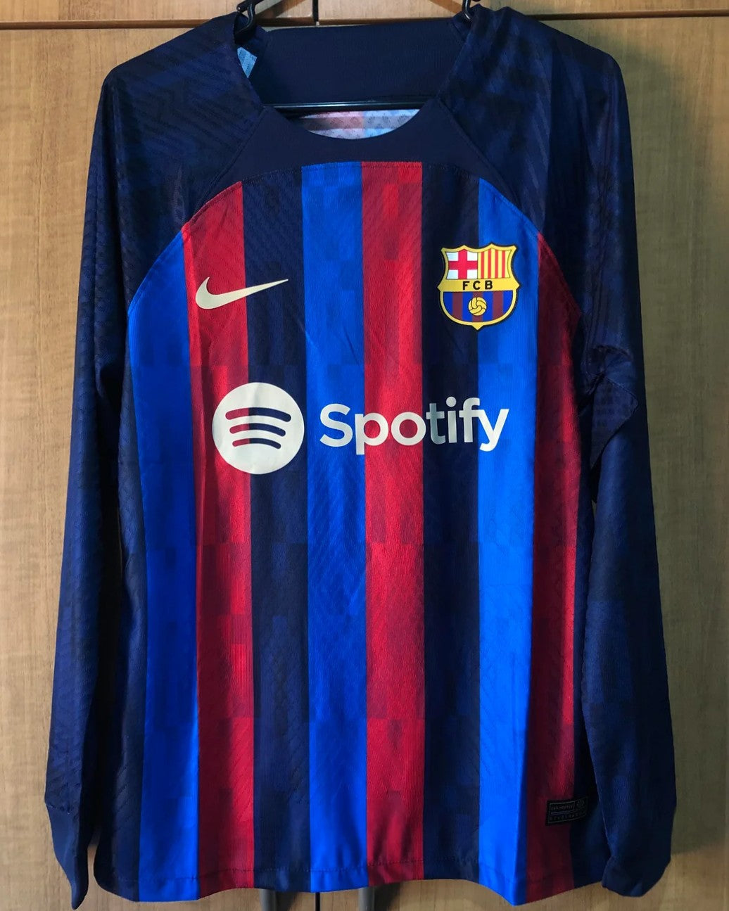 BARCELONA (Long sleeve shirt)