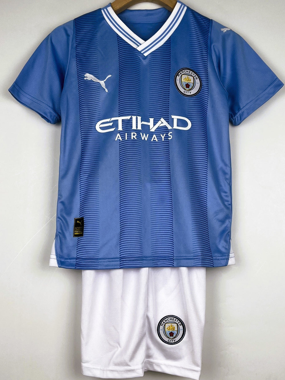MANCHESTER CITY kid kit