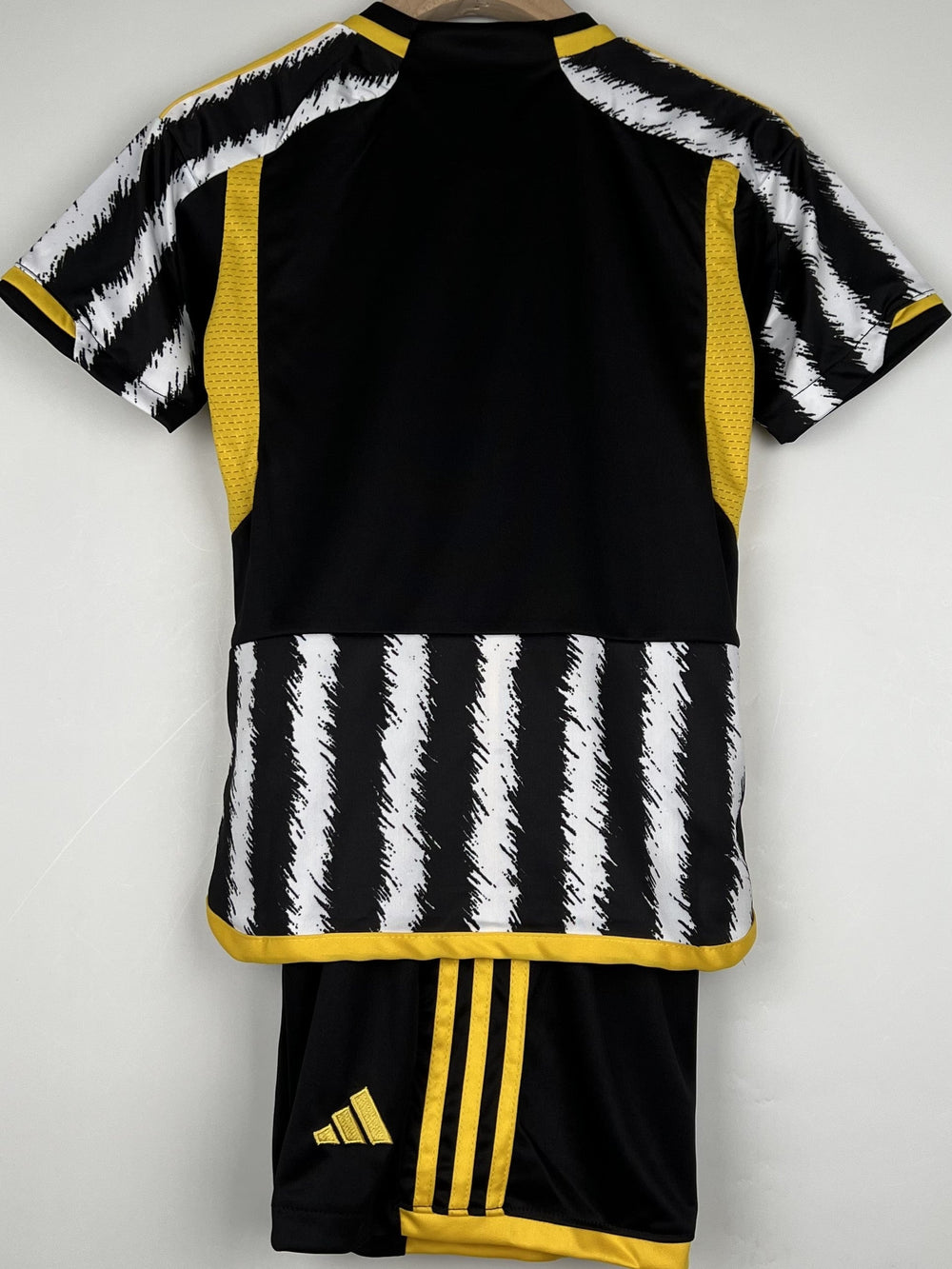 JUVENTUS Kid kit