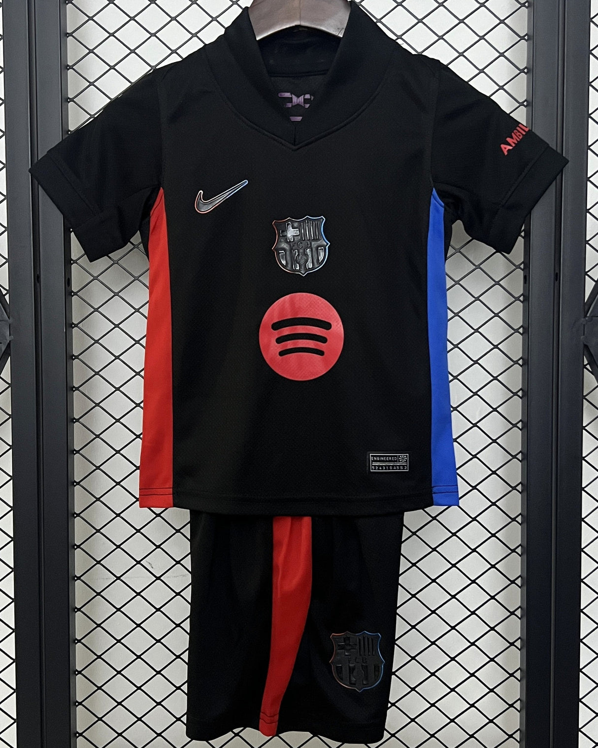 BARCELONA kid kit