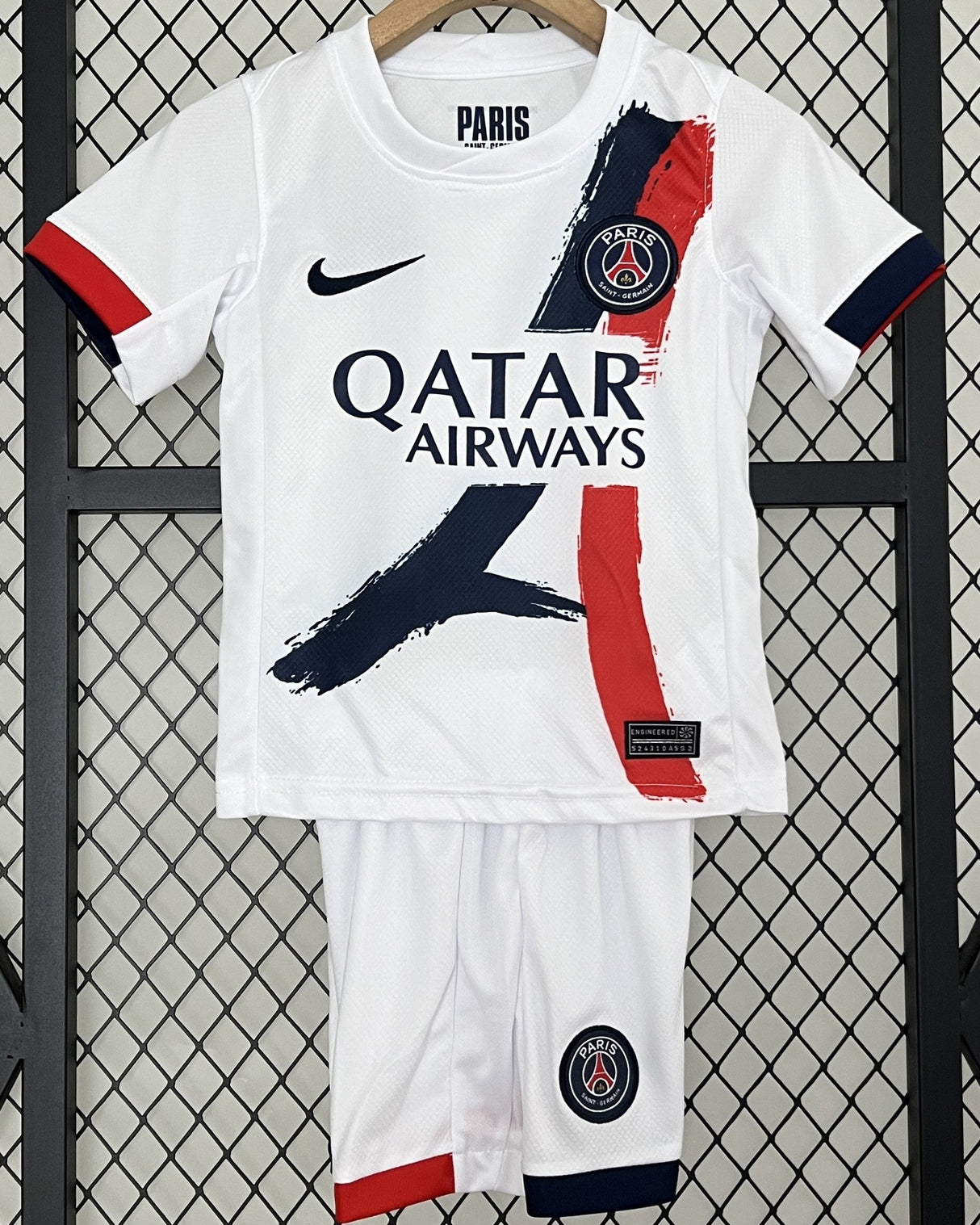 PARIS SAINT-GERMAIN kid kit