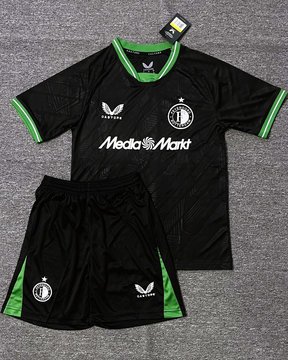 FEYENOORD kid kit