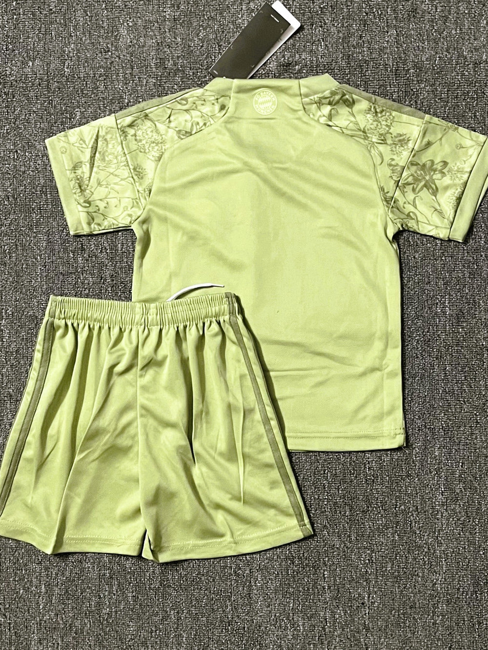 BAYERN MUNCHEN kid kit
