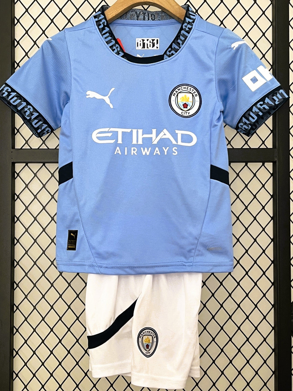 MANCHESTER CITY kid kit