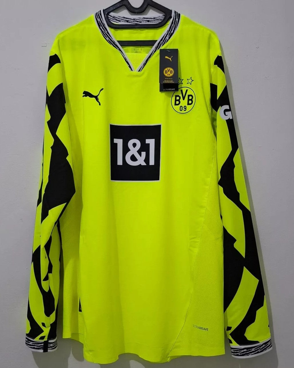 BORUSSIA DORTMUND (Long sleeve shirt)