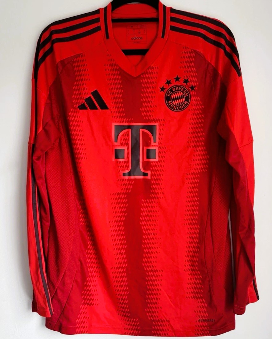 BAYERN MUNCHEN (Long sleeve shirt)