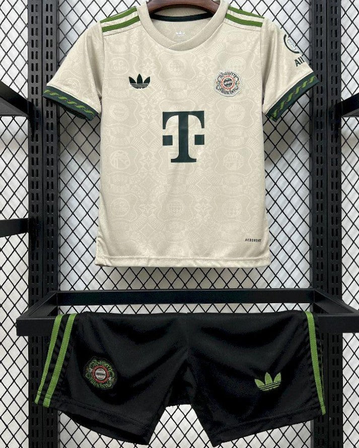 BAYERN MUNCHEN kid kit