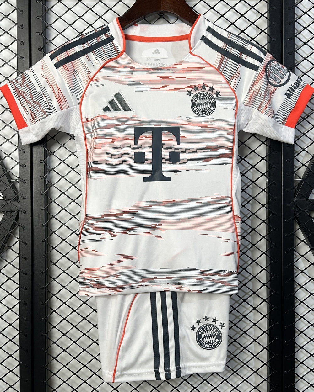 BAYERN MUNCHEN kid kit