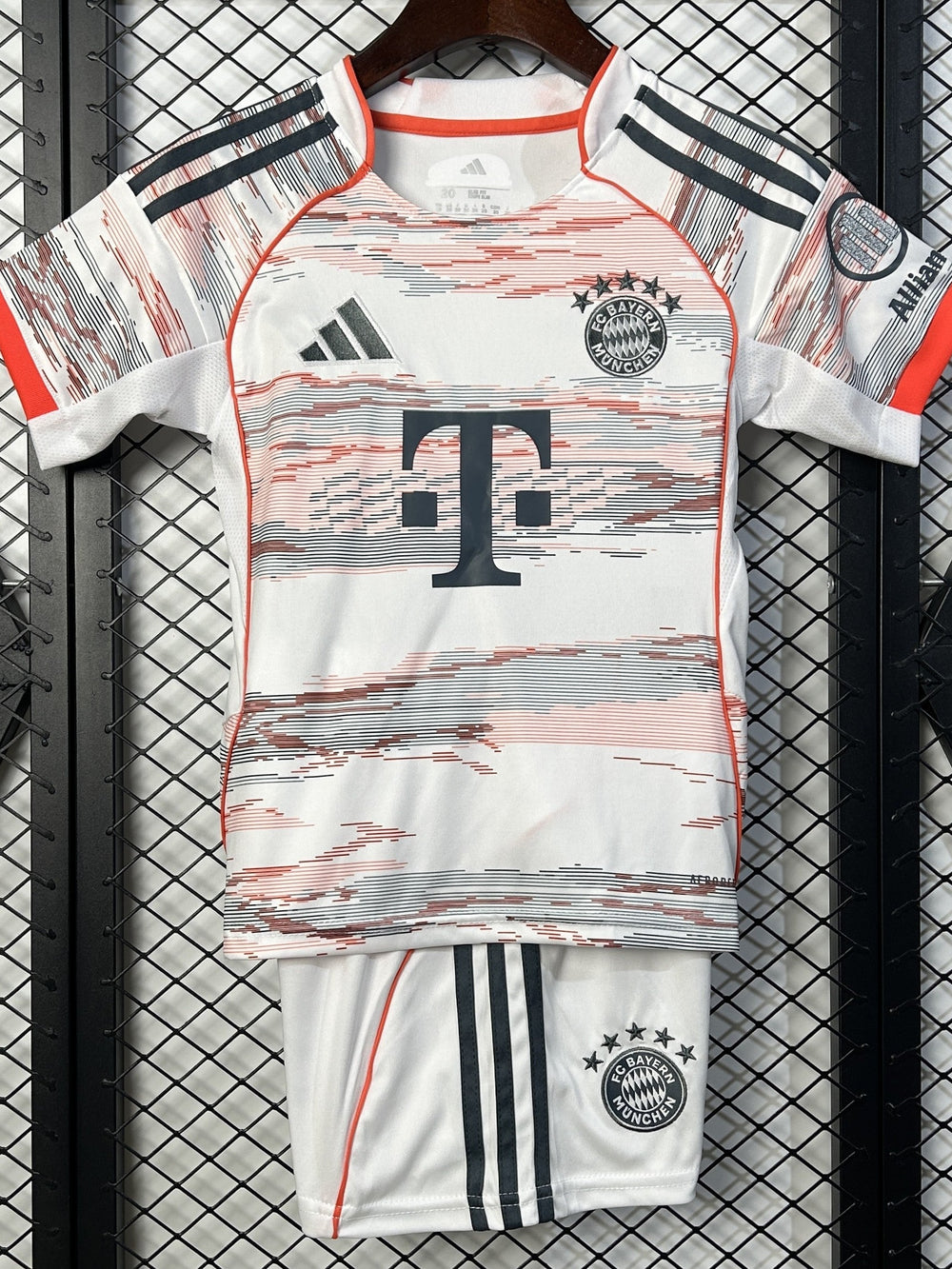 BAYERN MUNCHEN kid kit